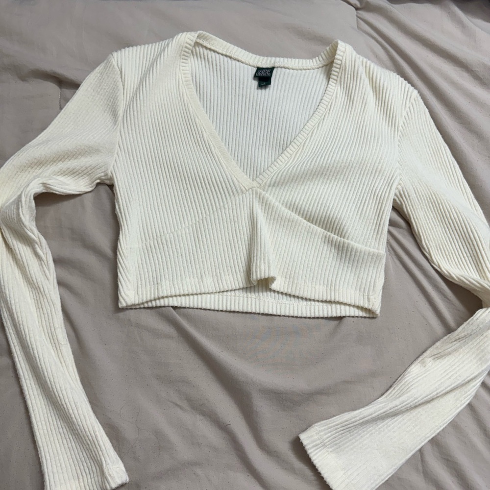 Ribbed Cream V-Neck Crop Top